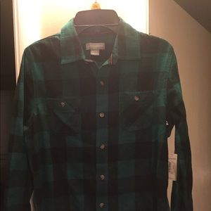 NEW! Green and black plaid t-shirt